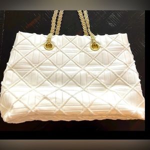 Big Buddha White Handbag Tote Shoulder Bag Gold Chain